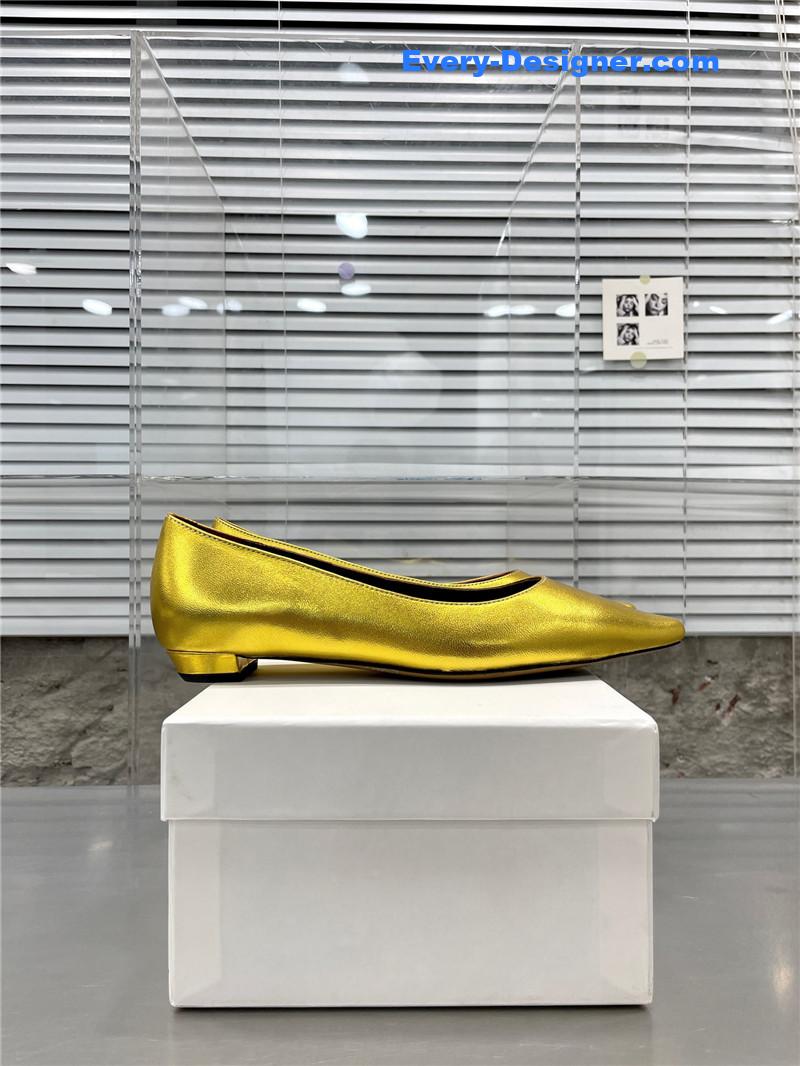 The row new French pointed toe chunky low-heeled shoes