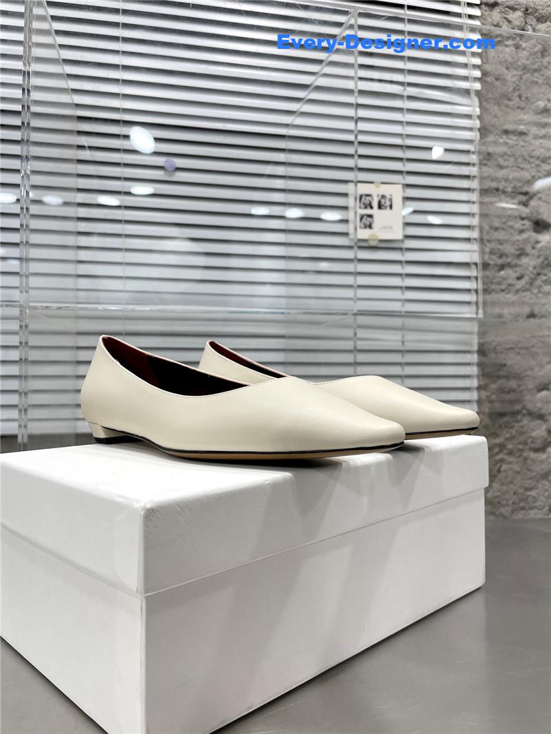 The row new French pointed toe chunky low-heeled shoes