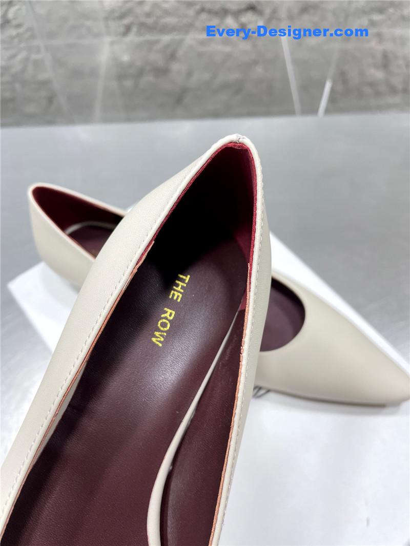 The row new French pointed toe chunky low-heeled shoes