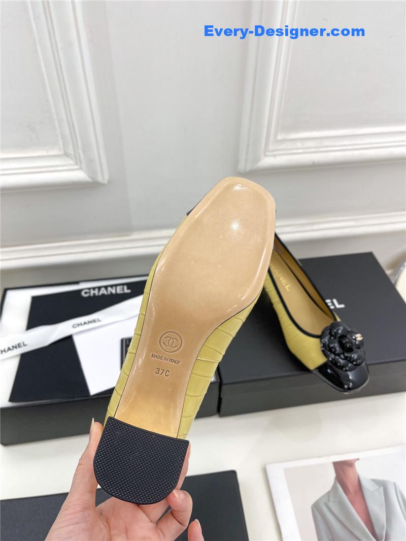 CC catwalk style camellia shoes