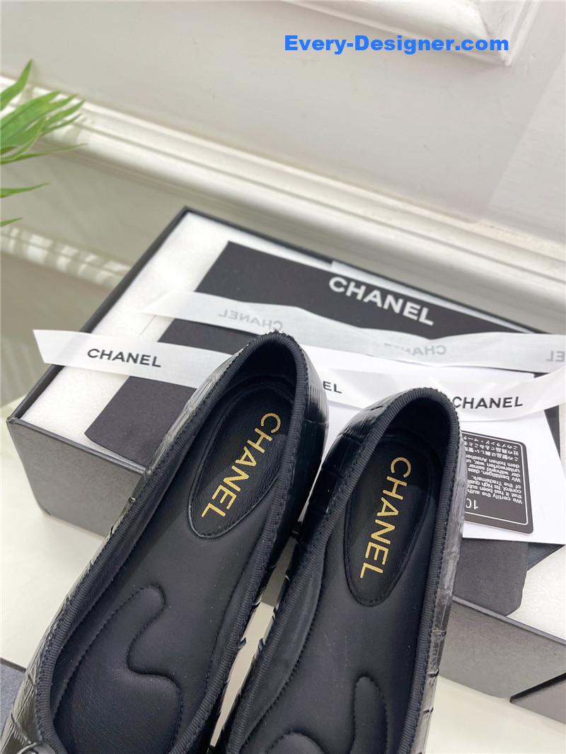 CC catwalk style camellia shoes