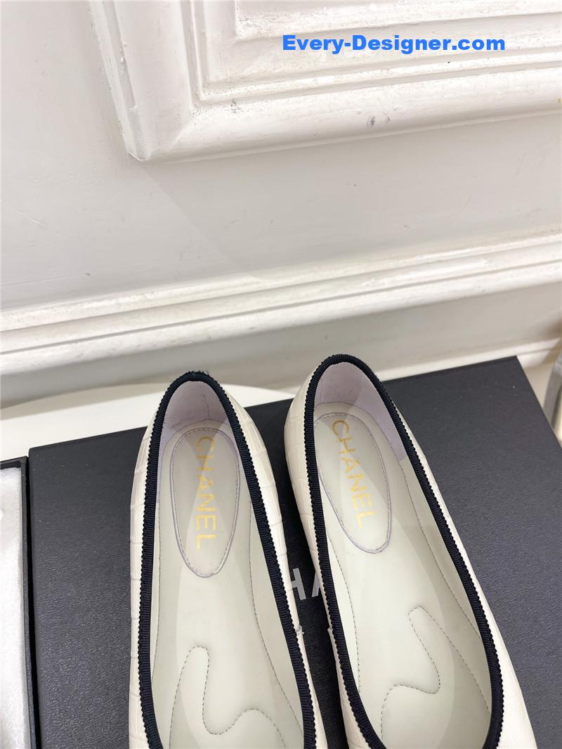 CC catwalk style camellia shoes