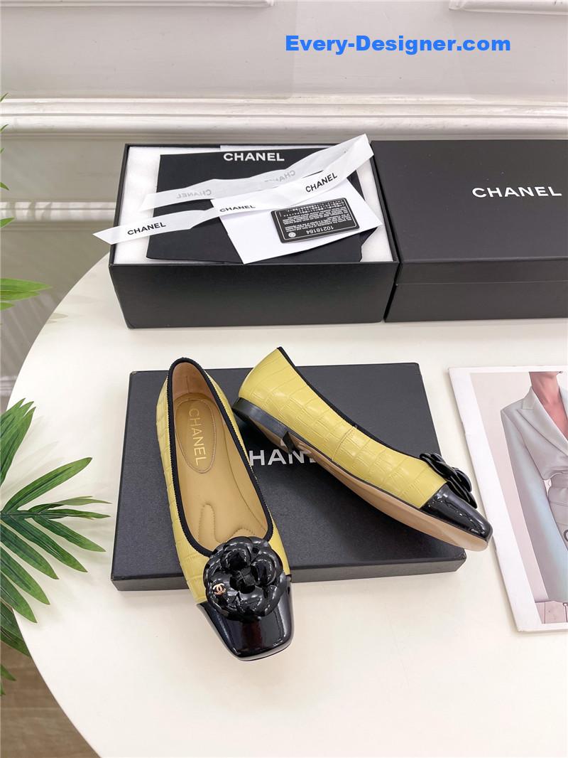 CC catwalk style camellia shoes