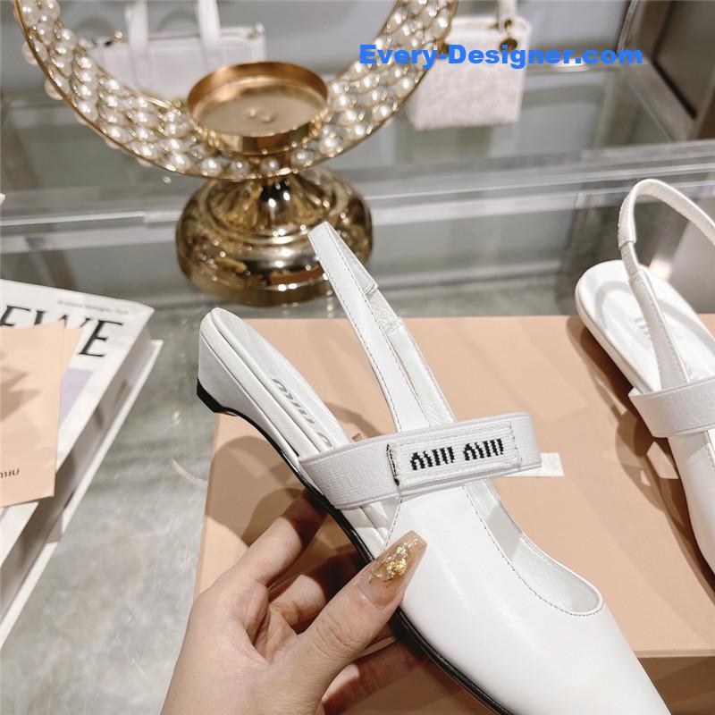 M1um1u new pointed toe sandals and high heels