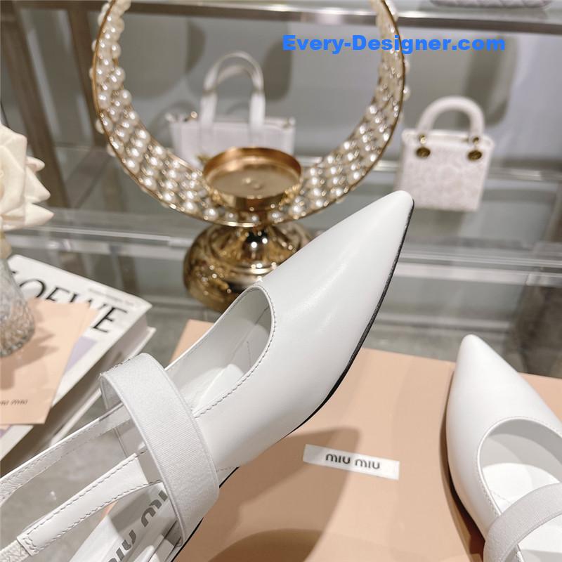 M1um1u new pointed toe sandals and high heels