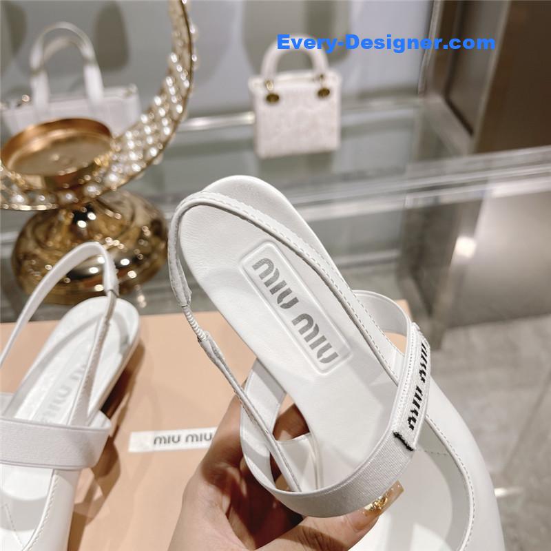 M1um1u new pointed toe sandals and high heels