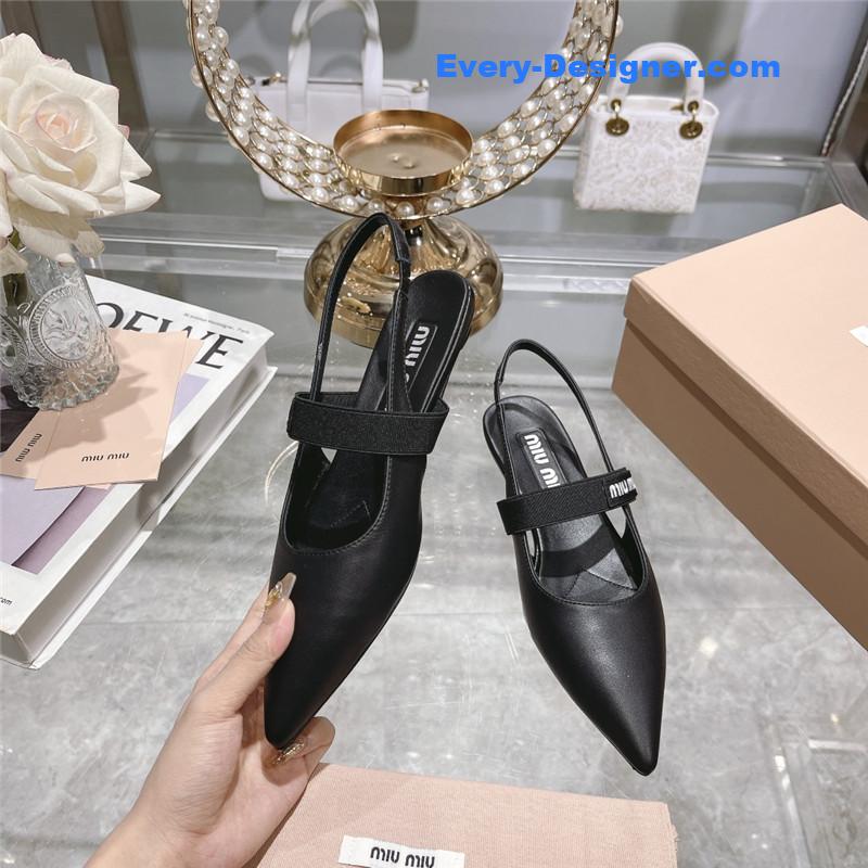 M1um1u new pointed toe sandals and high heels