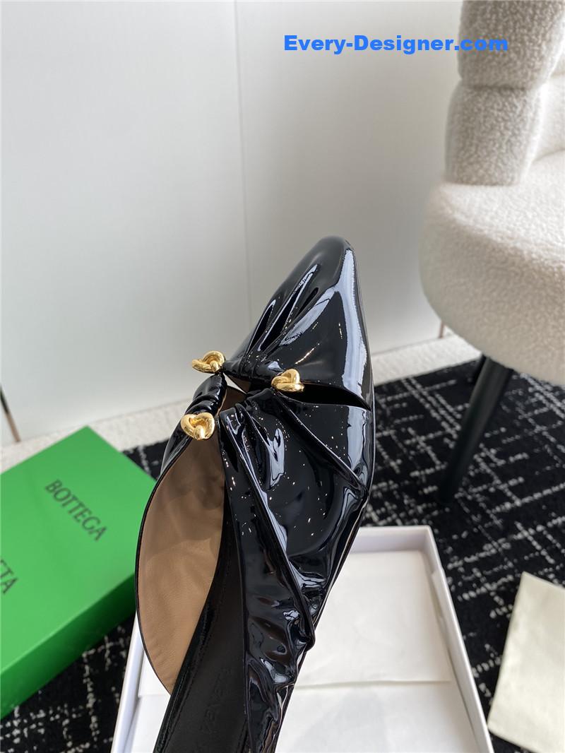 b0tt*ga Ven*ta pre-fall new bunnie mules