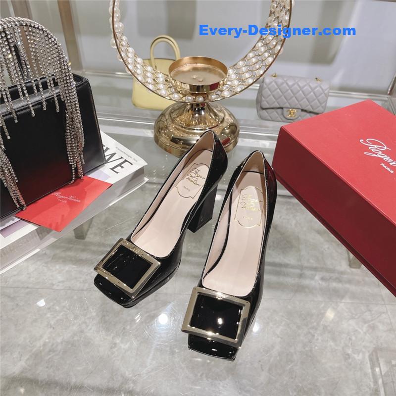 Roger vivier classic buckle pumps