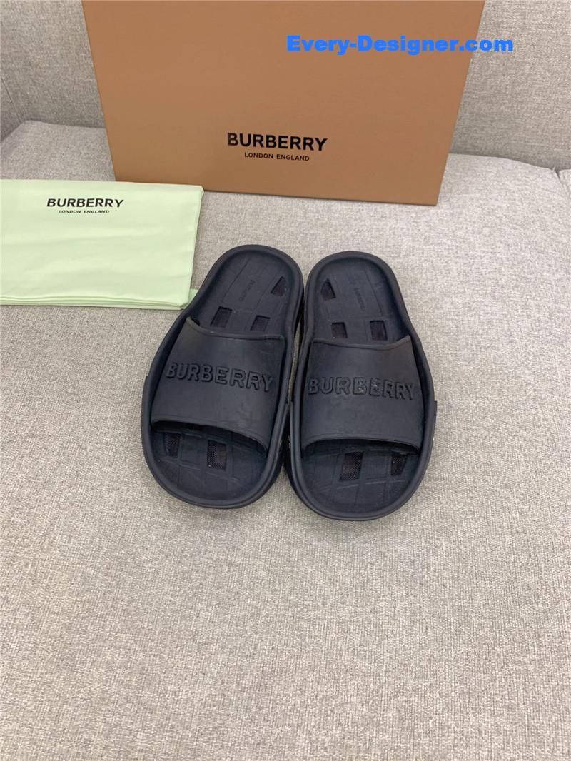 Burberry new hollow slippers