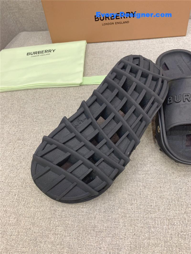 Burberry new hollow slippers