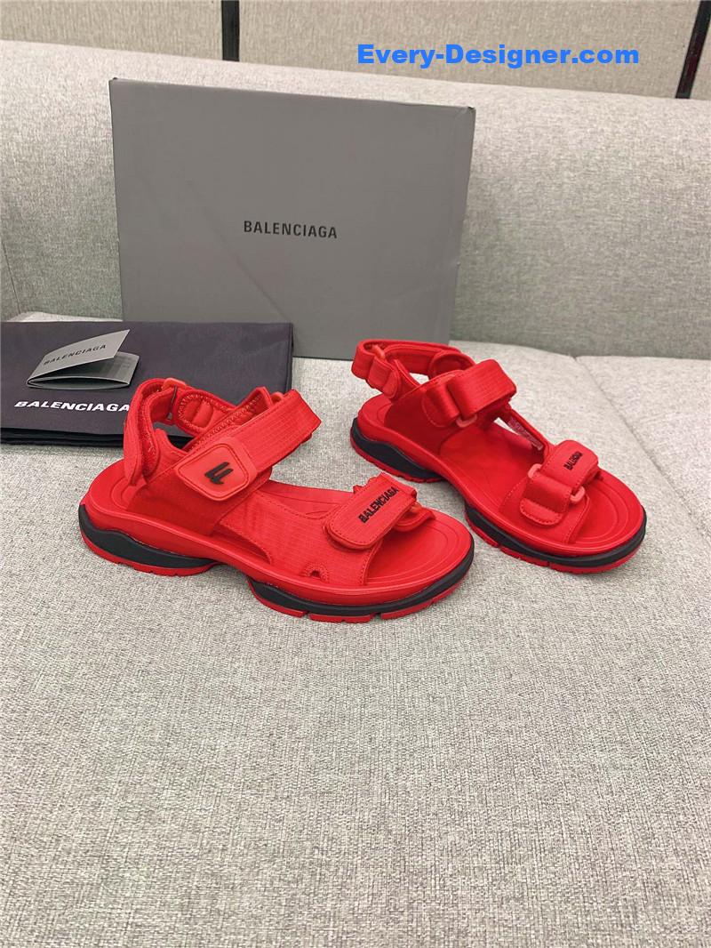 Ba1en*iaga new velcro sandals