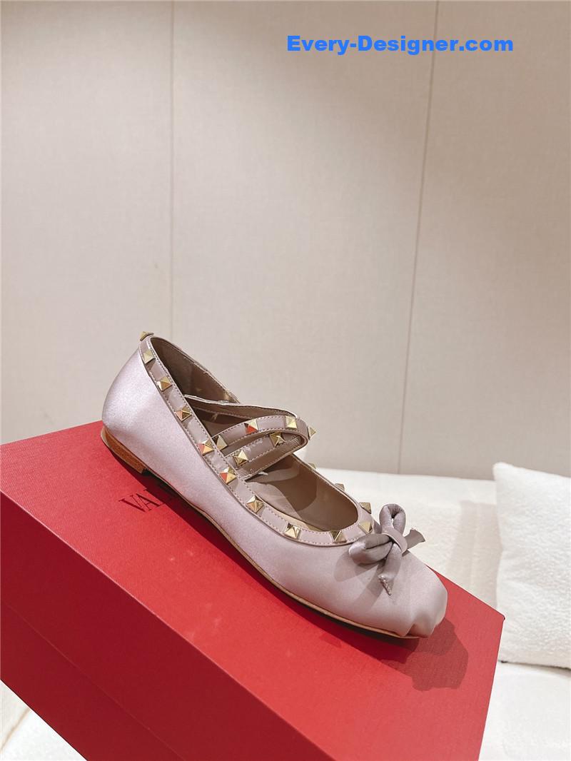 valentino vintage craft pyramid big willow studded flats