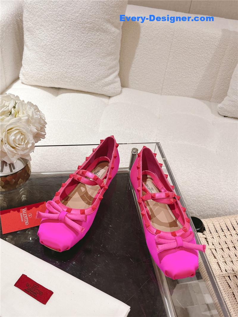 valentino vintage craft pyramid big willow studded flats