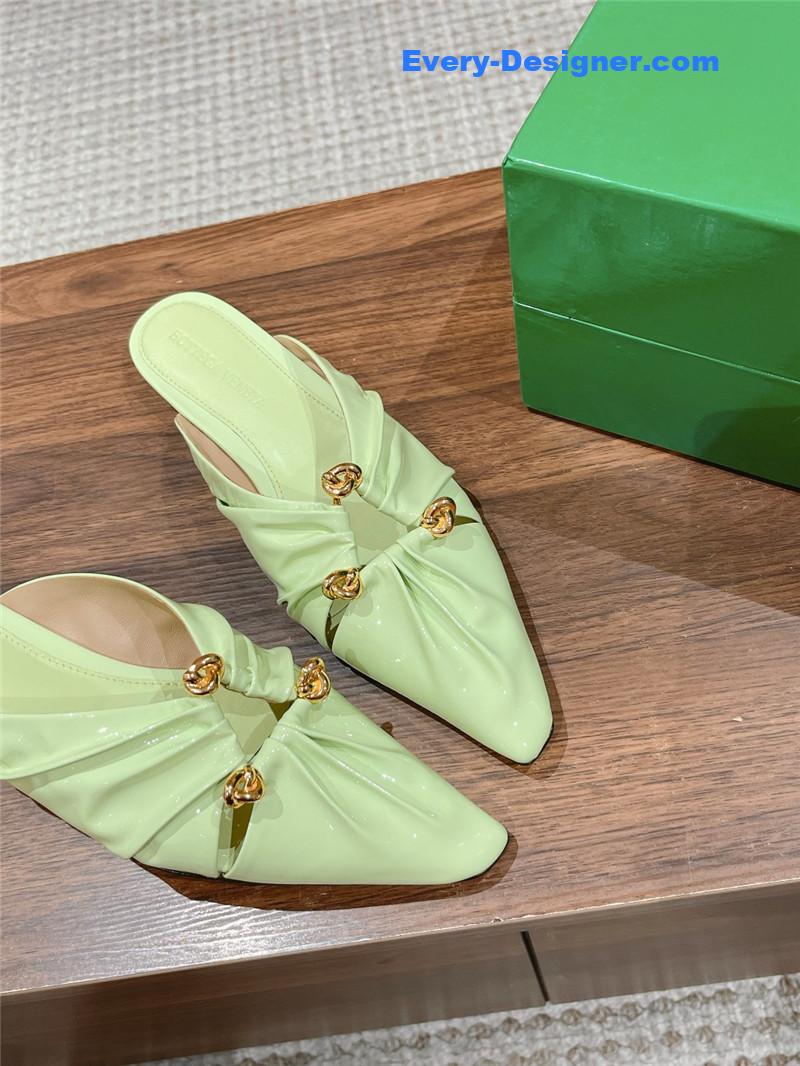 b0tt*ga Ven*ta bunnie mules