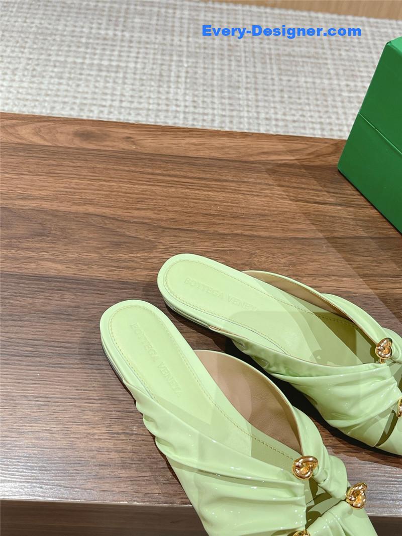 b0tt*ga Ven*ta bunnie mules