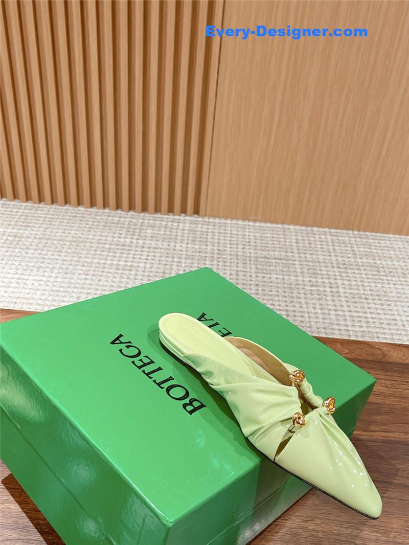 b0tt*ga Ven*ta bunnie mules