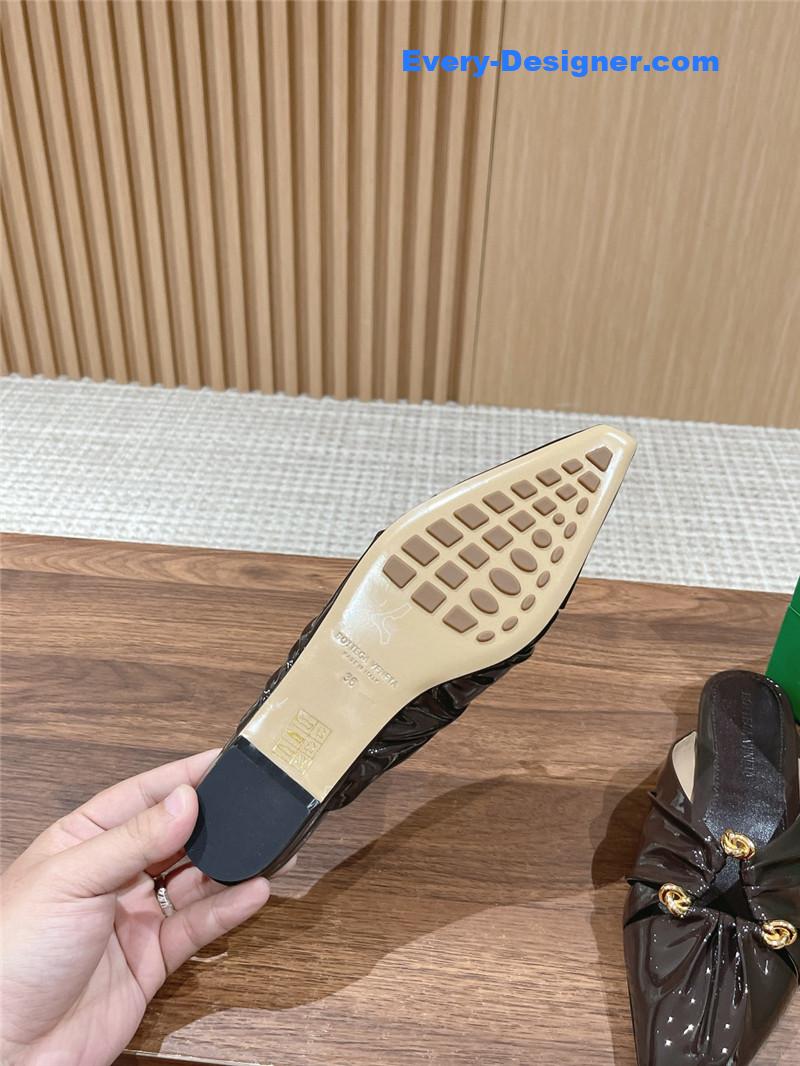 b0tt*ga Ven*ta bunnie mules