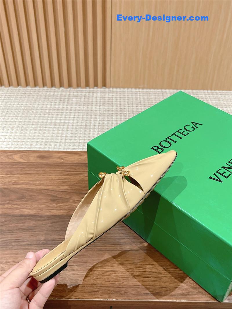 b0tt*ga Ven*ta bunnie mules