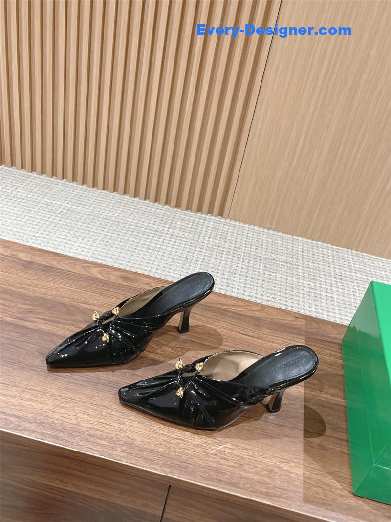 b0tt*ga Ven*ta bunnie mules