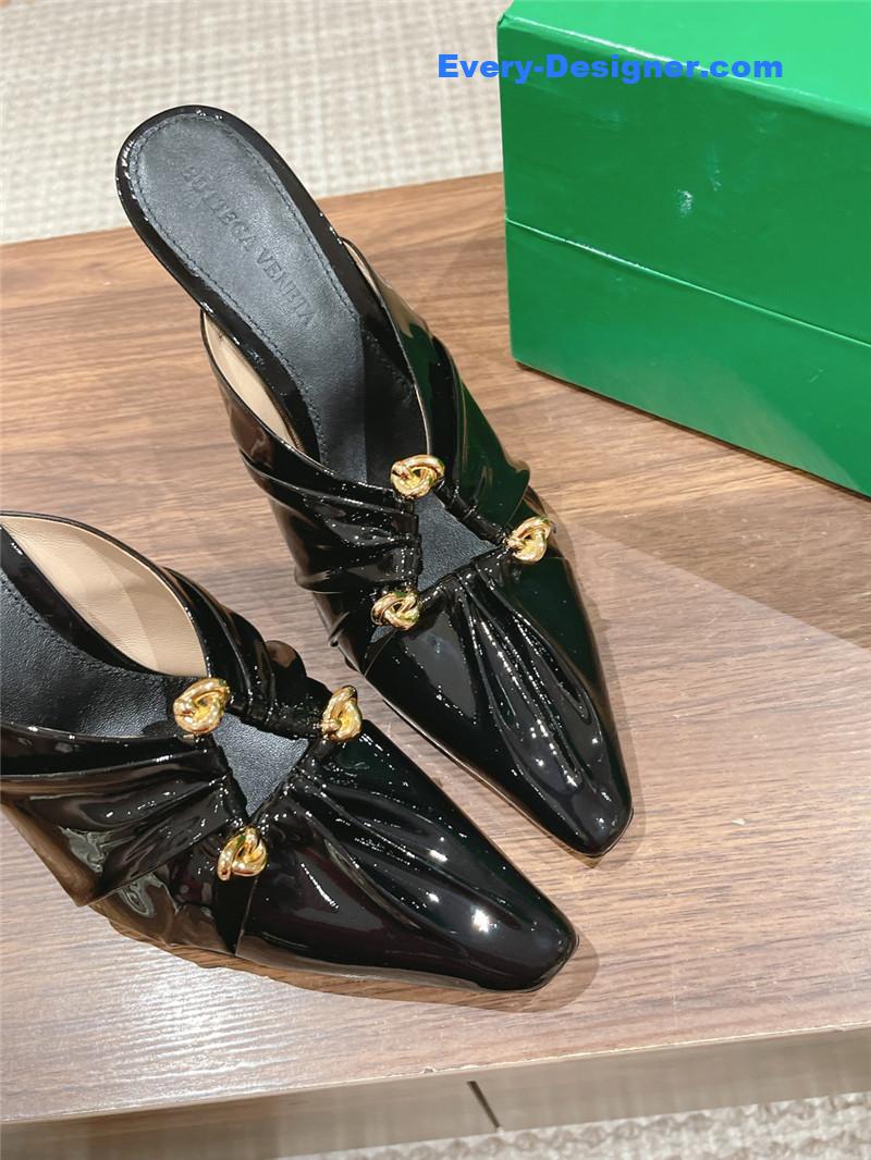 b0tt*ga Ven*ta bunnie mules