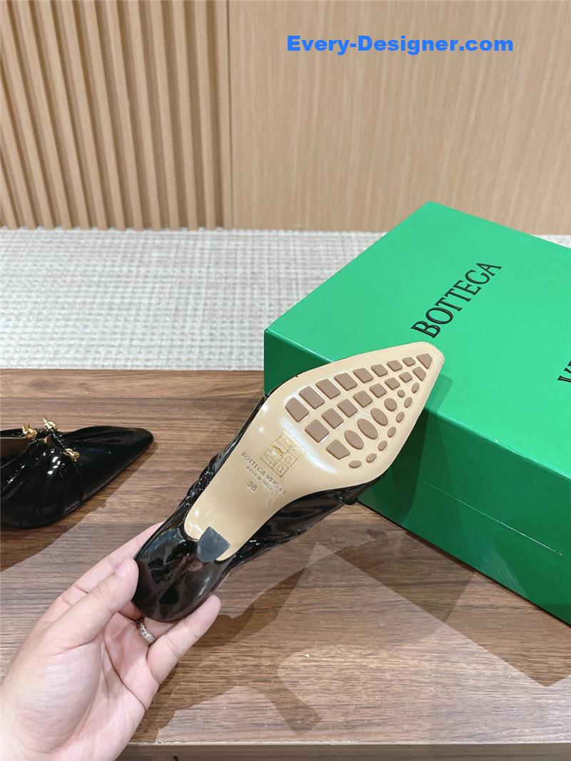 b0tt*ga Ven*ta bunnie mules