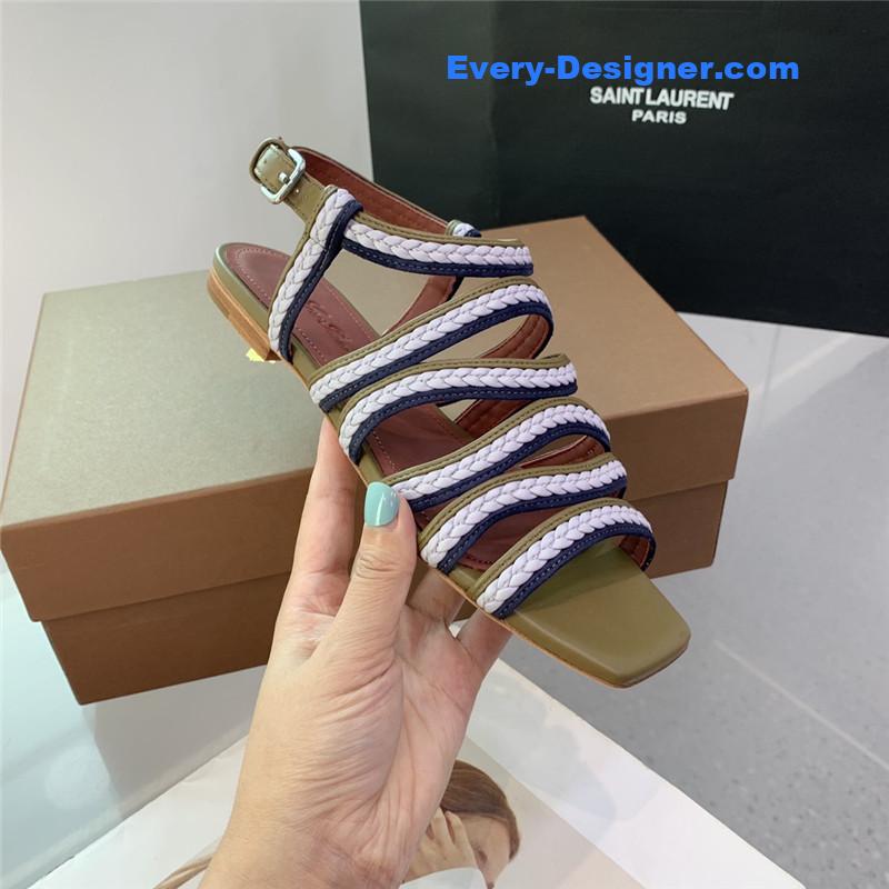 L0r0 P1ana flat sandals