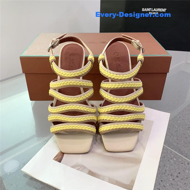 L0r0 P1ana flat sandals