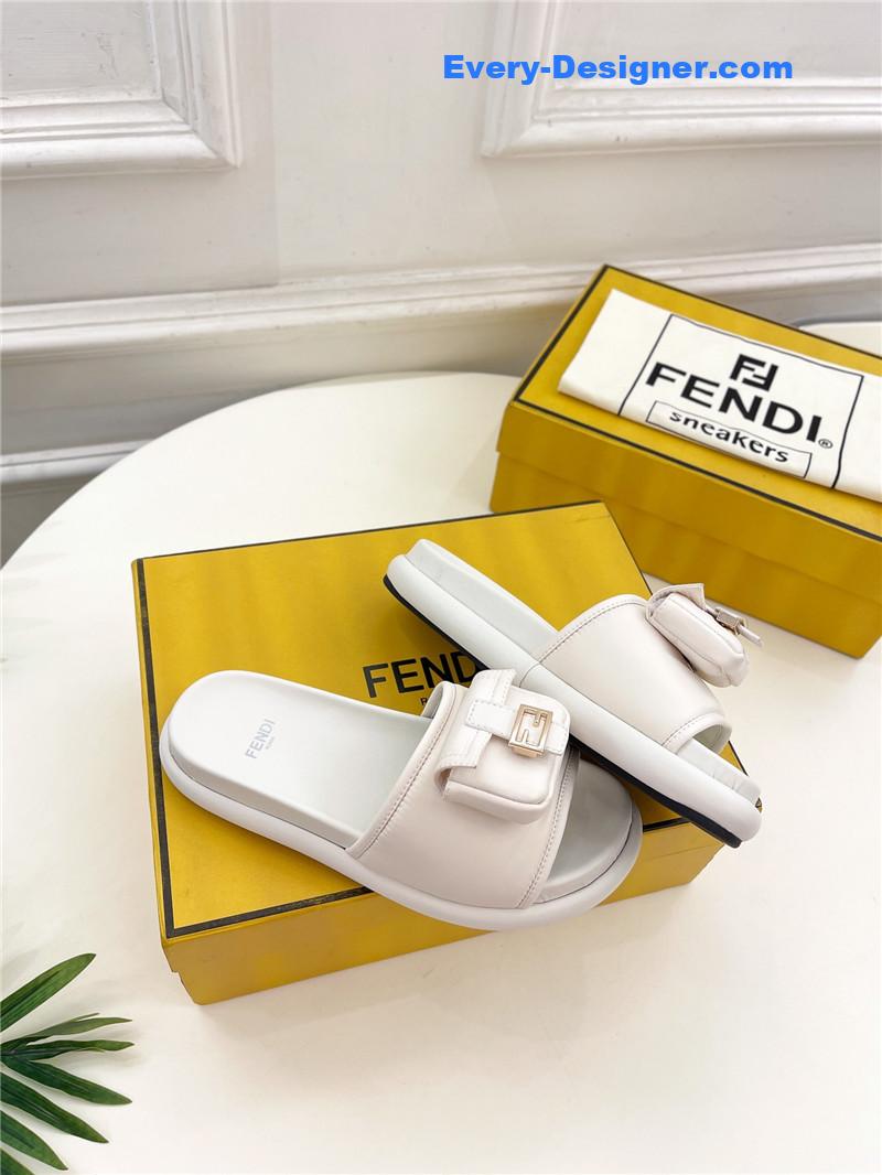 F**di pocket casual slippers