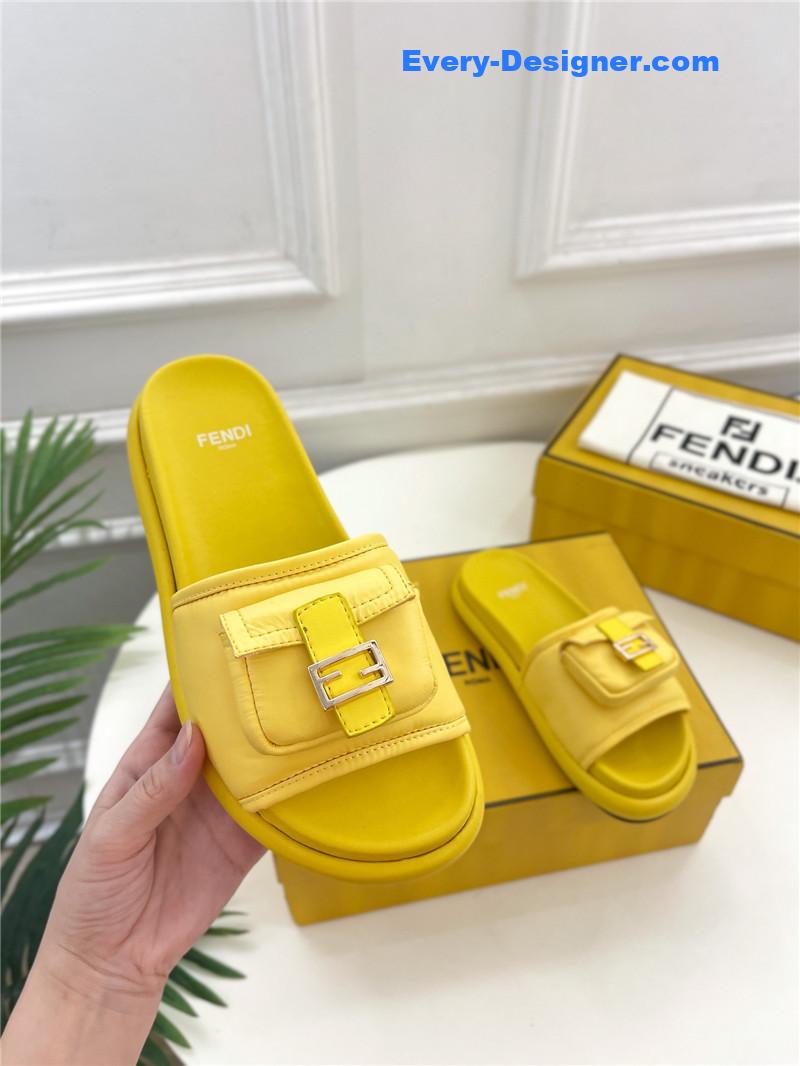 F**di pocket casual slippers