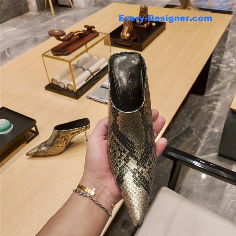 Ba1en*iaga deep toe slippers