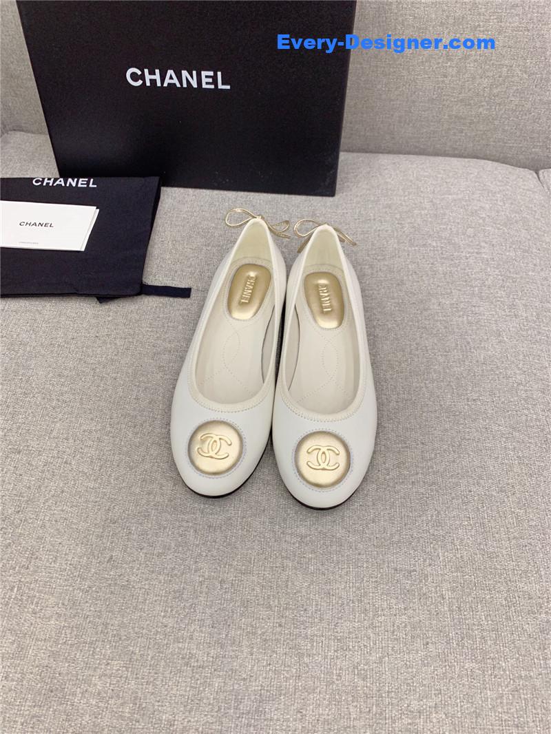 CC vintage flat shoes