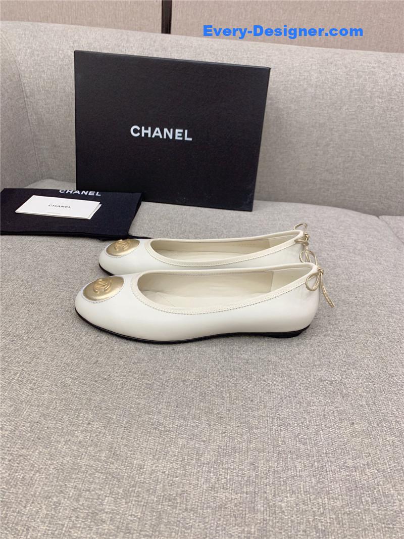 CC vintage flat shoes