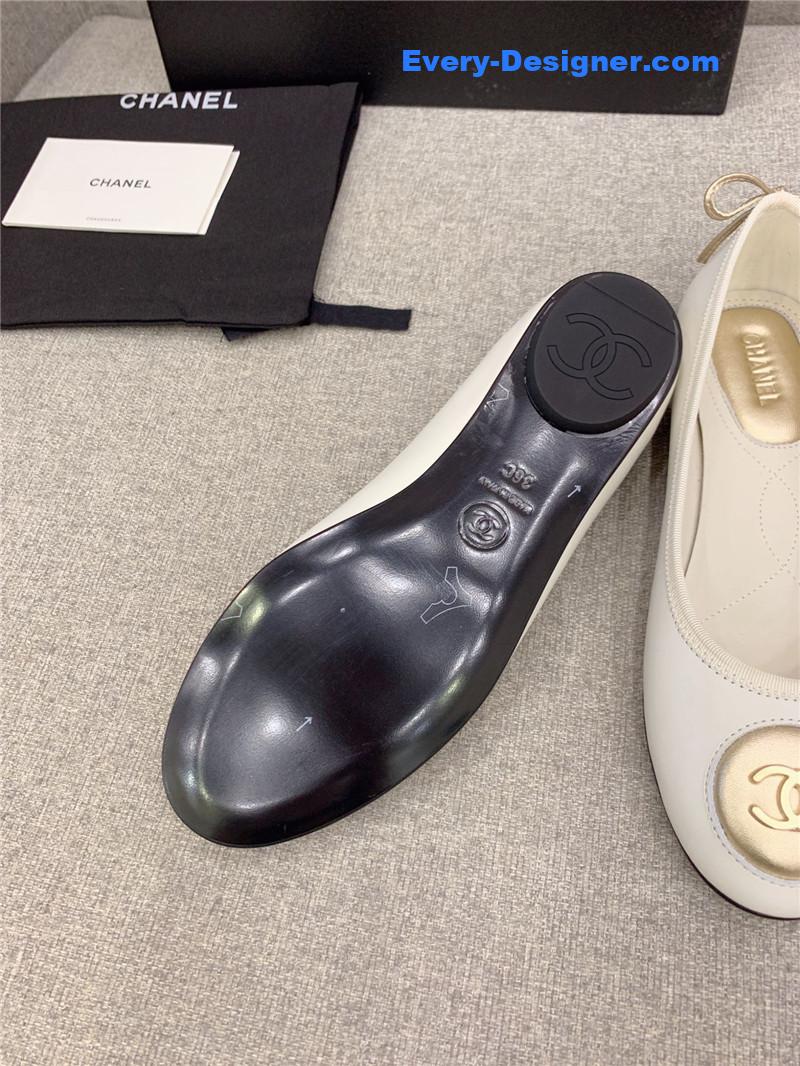 CC vintage flat shoes