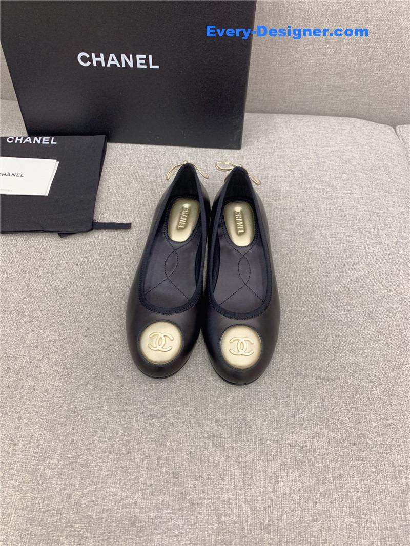 CC vintage flat shoes