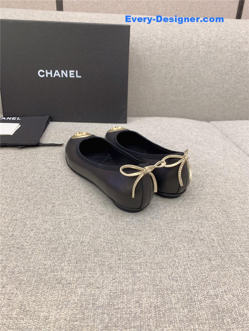 CC vintage flat shoes