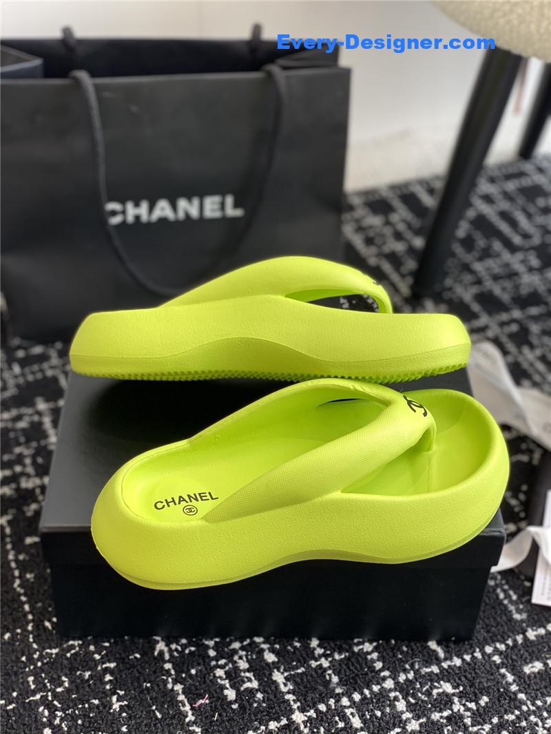 CC explosive style muffin sandals and slippers