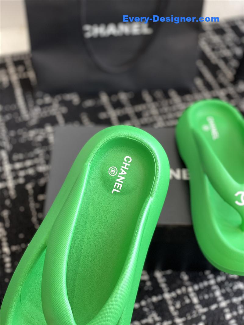 CC explosive style muffin sandals and slippers