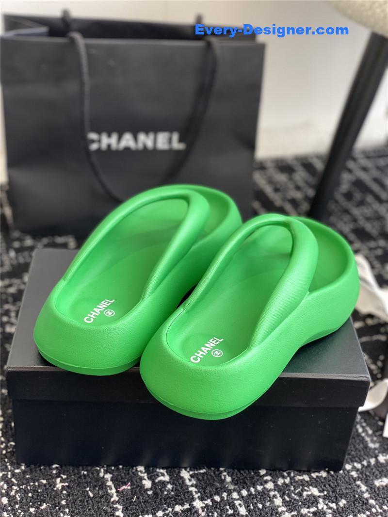 CC explosive style muffin sandals and slippers