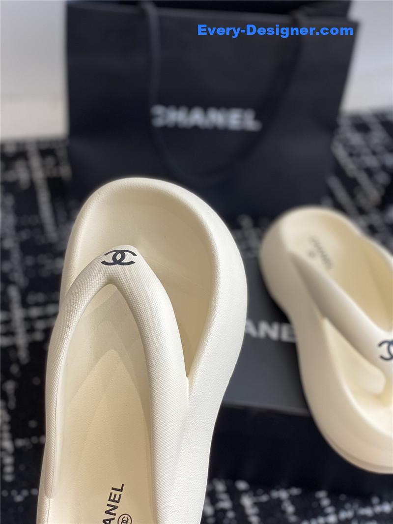 CC explosive style muffin sandals and slippers