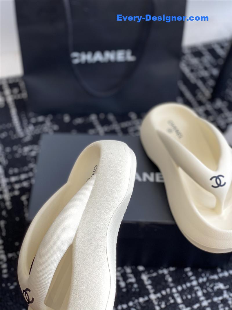 CC explosive style muffin sandals and slippers