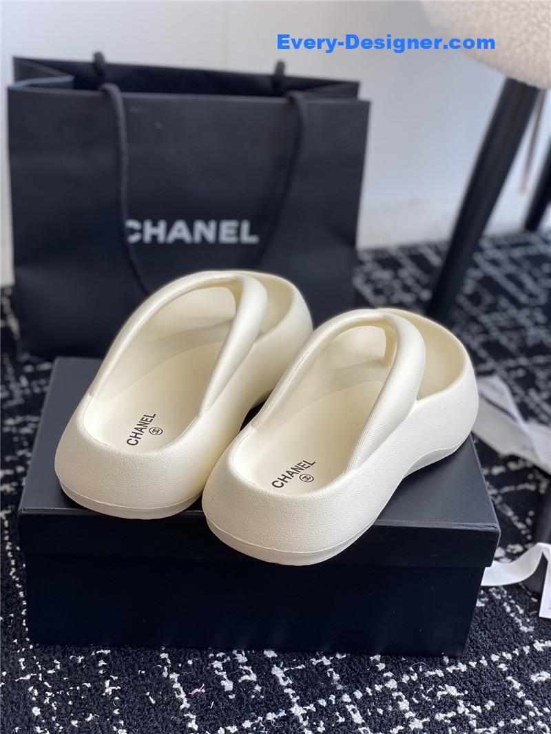 CC explosive style muffin sandals and slippers