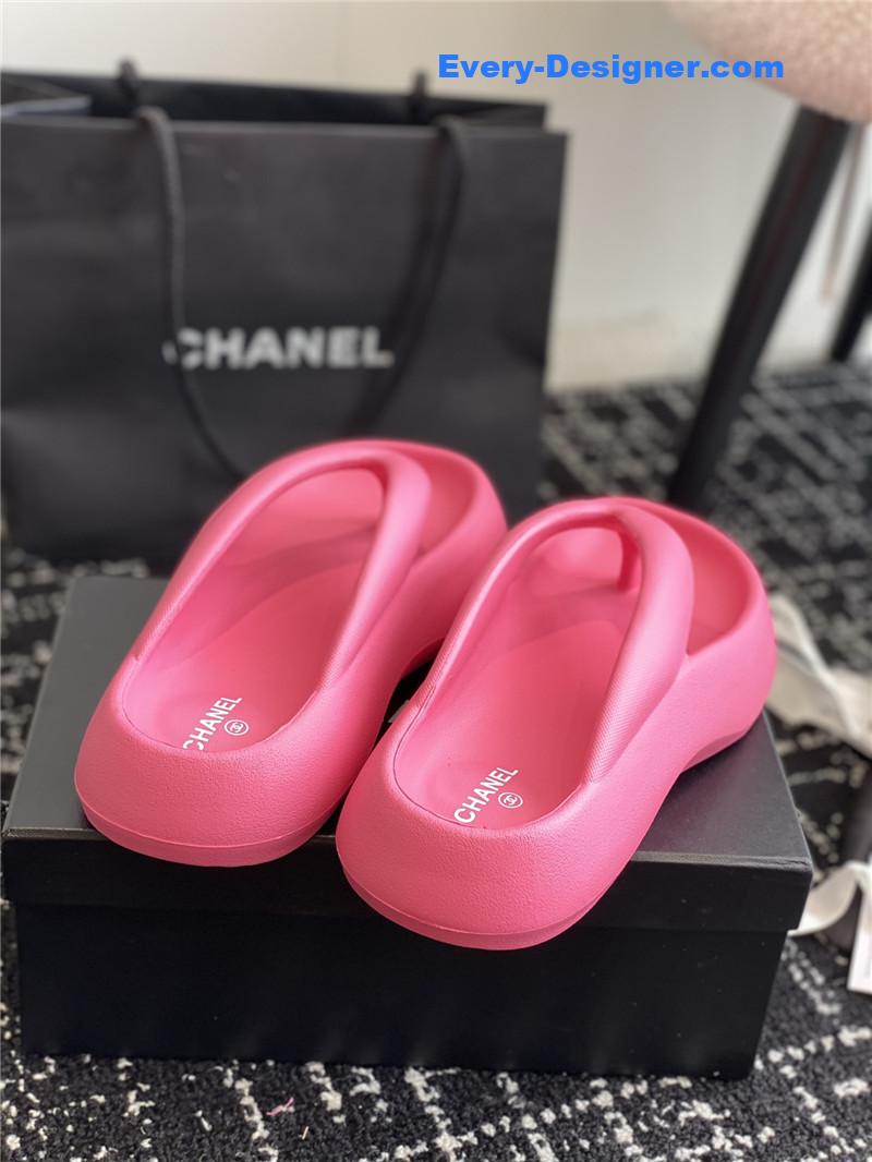 CC explosive style muffin sandals and slippers