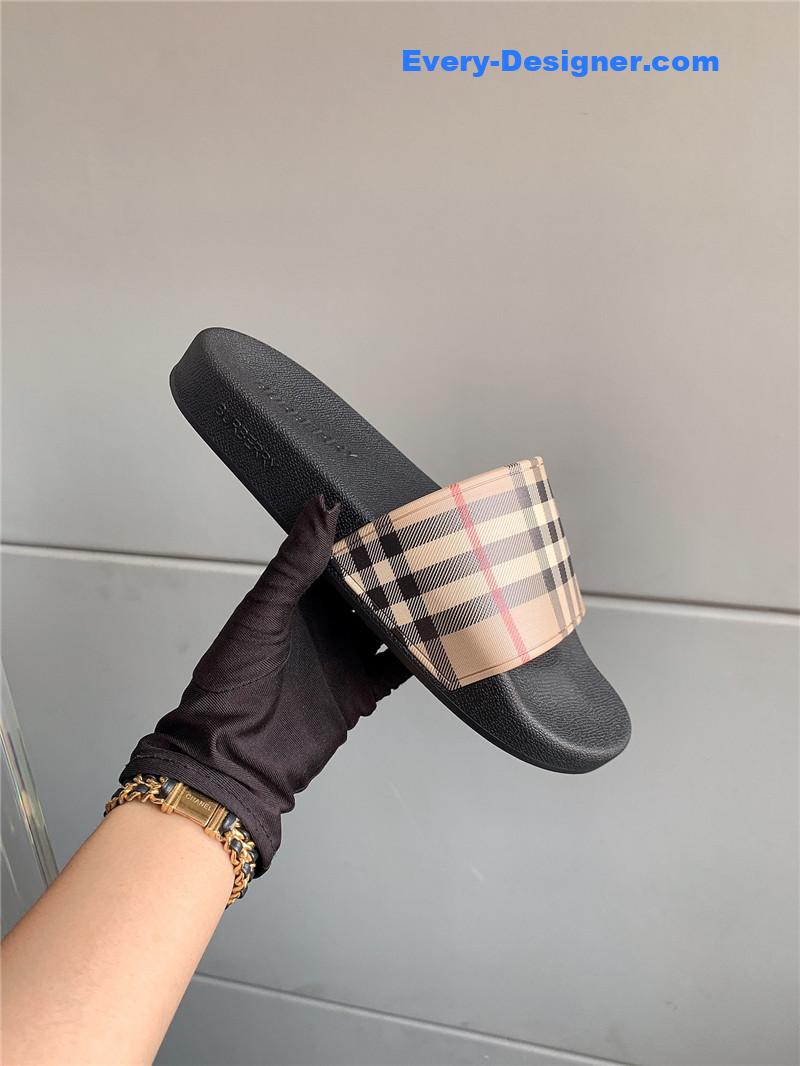 Bv*b*rry classic plaid slides