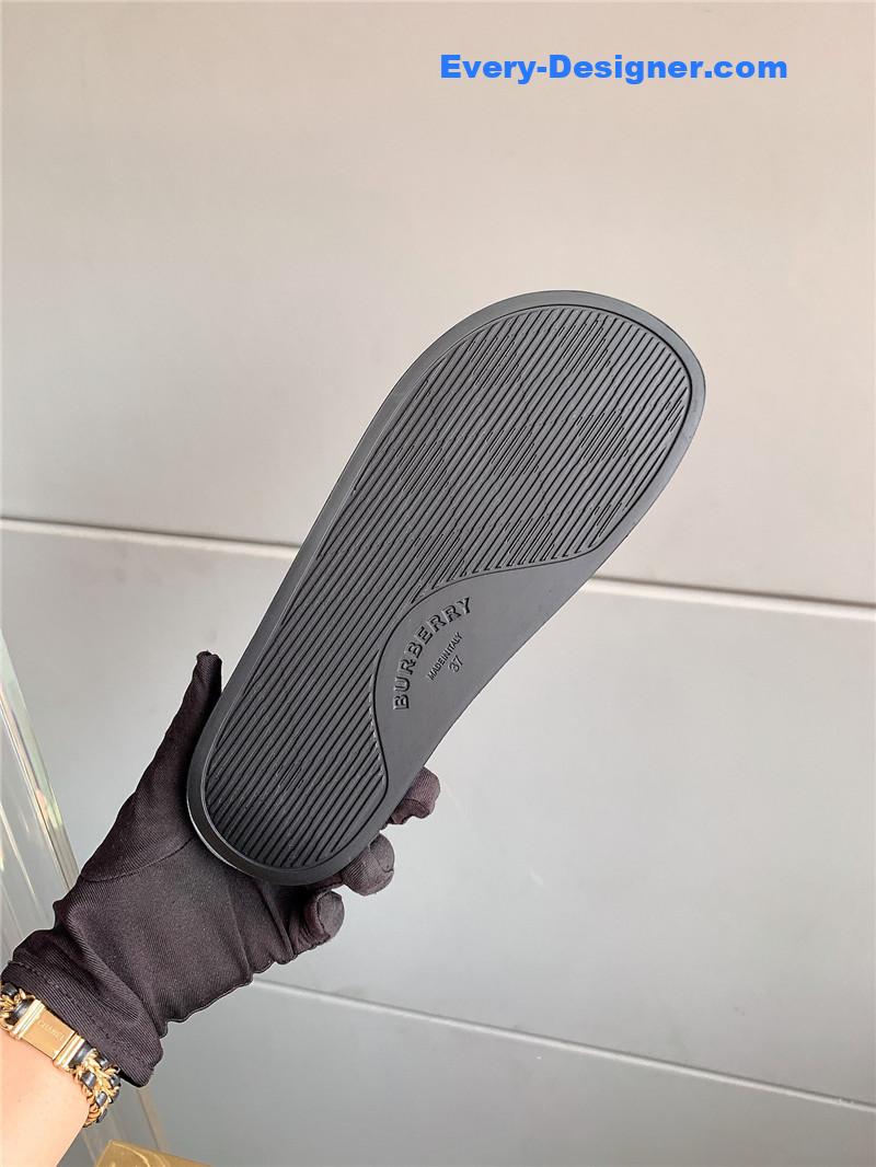 Bv*b*rry classic plaid slides