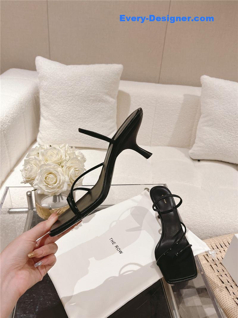 The R0w fake platform casual sandals