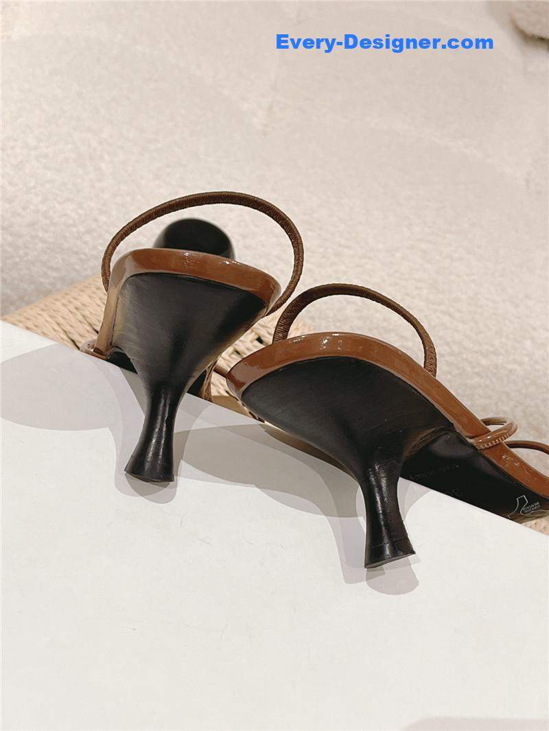 Fake platform casual sandals