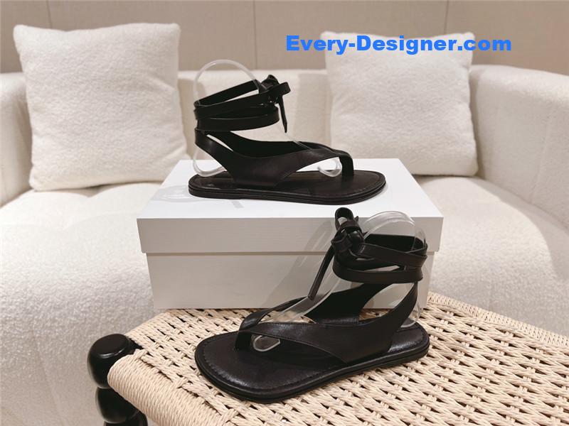 Fake platform casual sandals