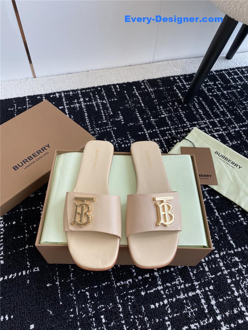 Burberry new slippers