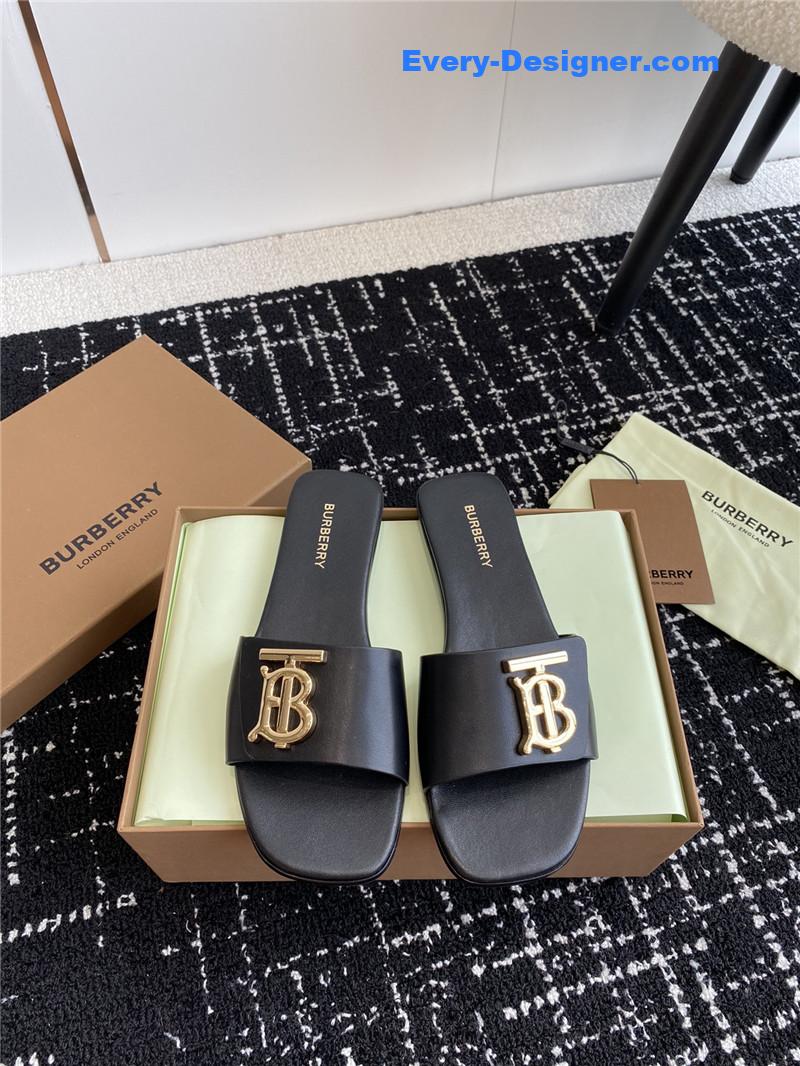 Bv*b*rry new slippers